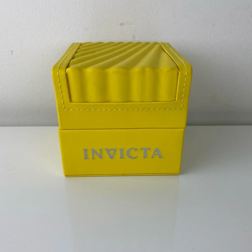 Invicta watch box display case - Picture 1 of 4
